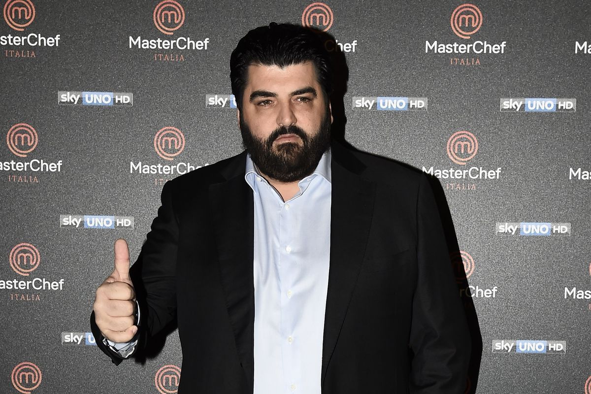 L'auto di Antonino Cannavacciuolo: non bisogna neanche usare le chiavi per aprirla
