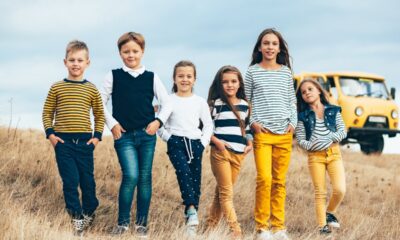 Colori e fantasie trendy per la primavera 2025 dei bambini