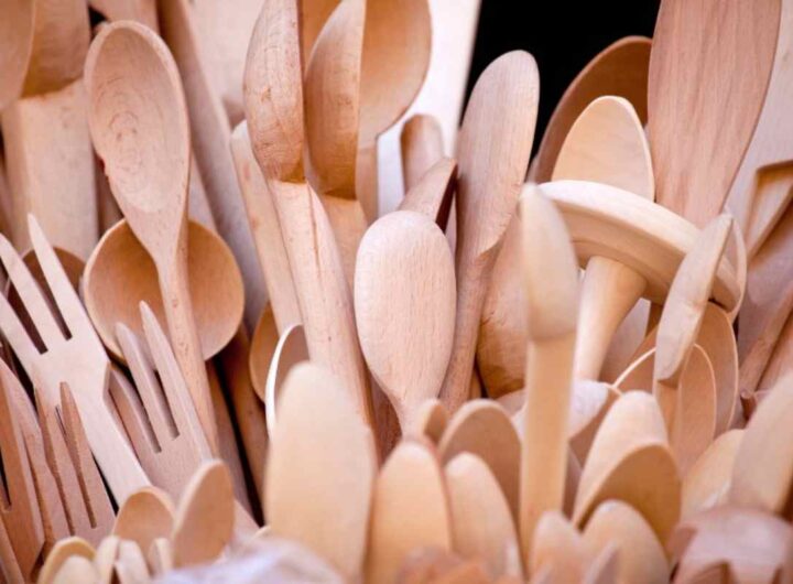 Cura mestoli in legno