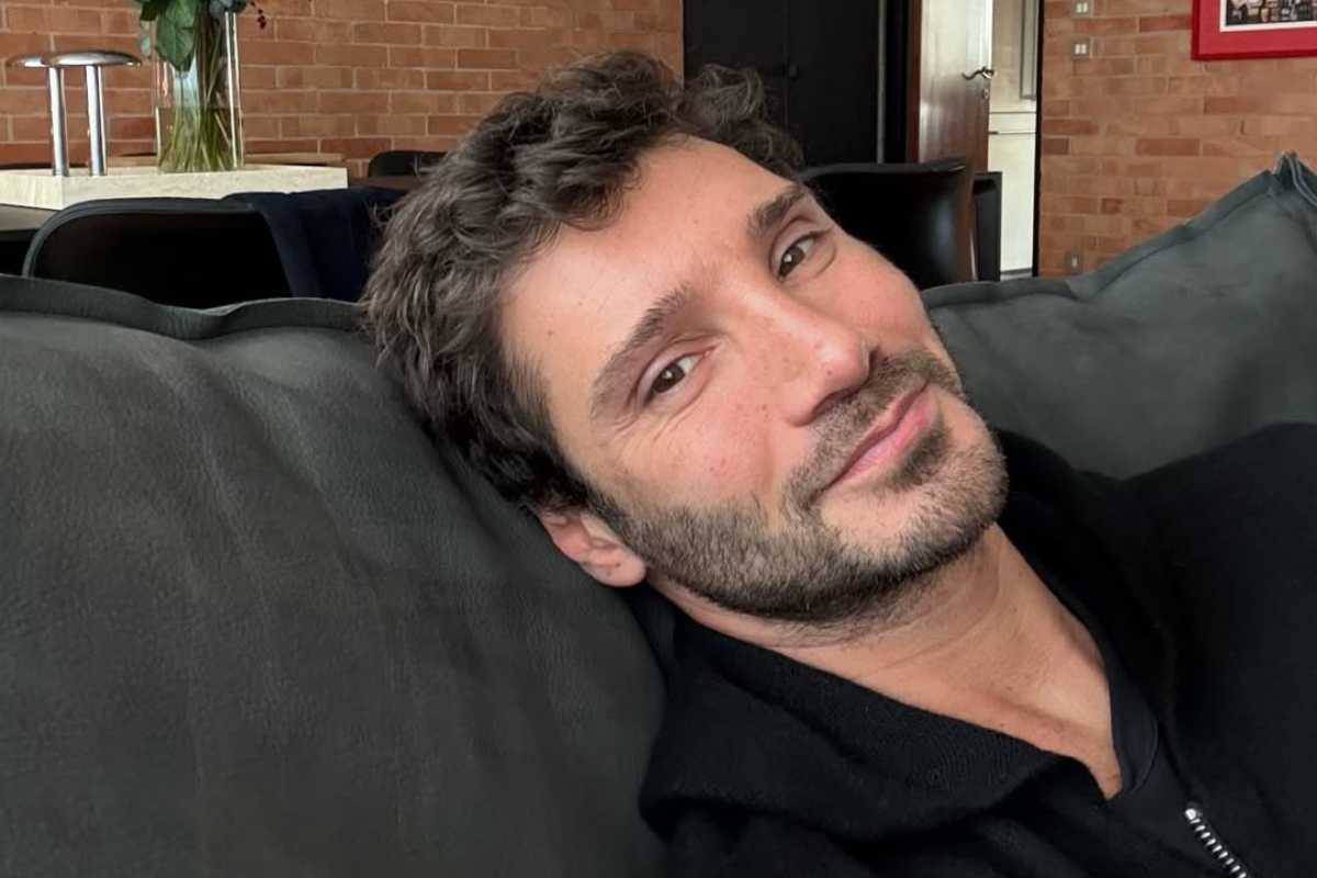 Stefano De Martino annuncio