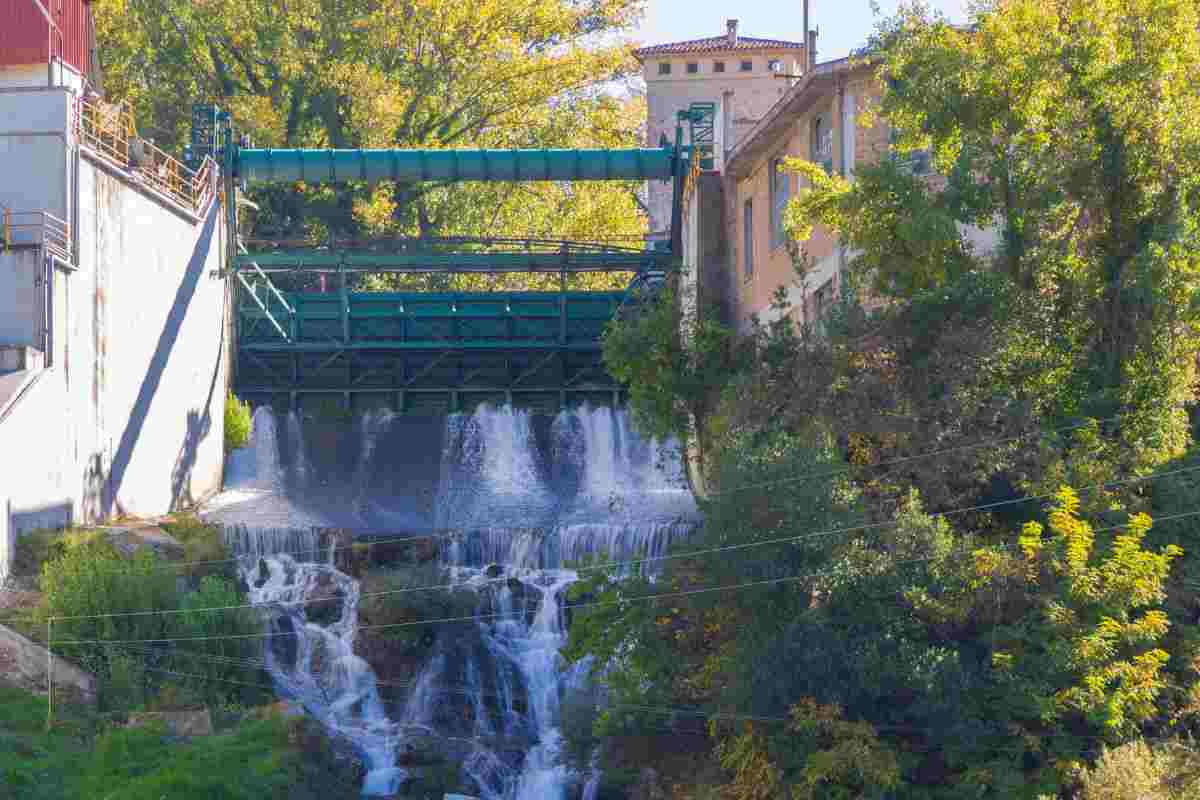 a pochi passi da roma scopri l'isola del liri