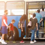 treni autobus gratis, alcune città permettono l'agevolazione sulle tariffe e non solo