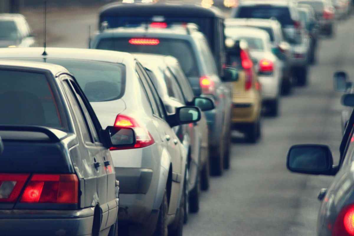 vacanze, evita questi giorni e questre strade bollino nero