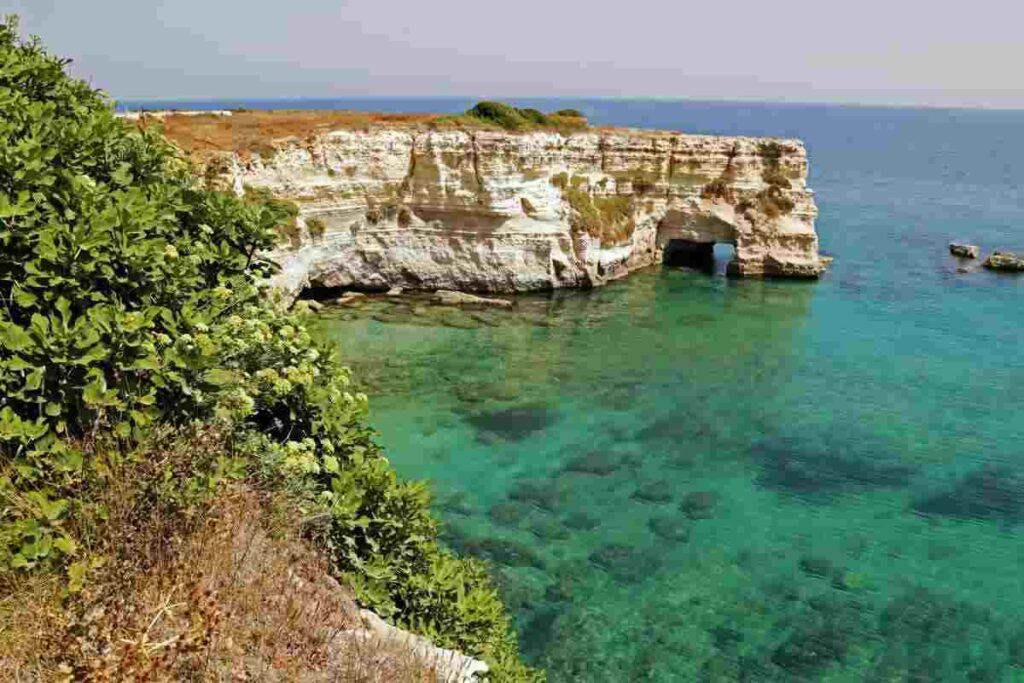 Dal Gargano al Salento: 10 grotte spettacolari da visitare in Puglia, tutti i dettagli
