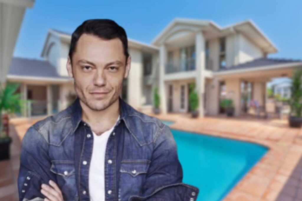 dove vive tiziano ferro