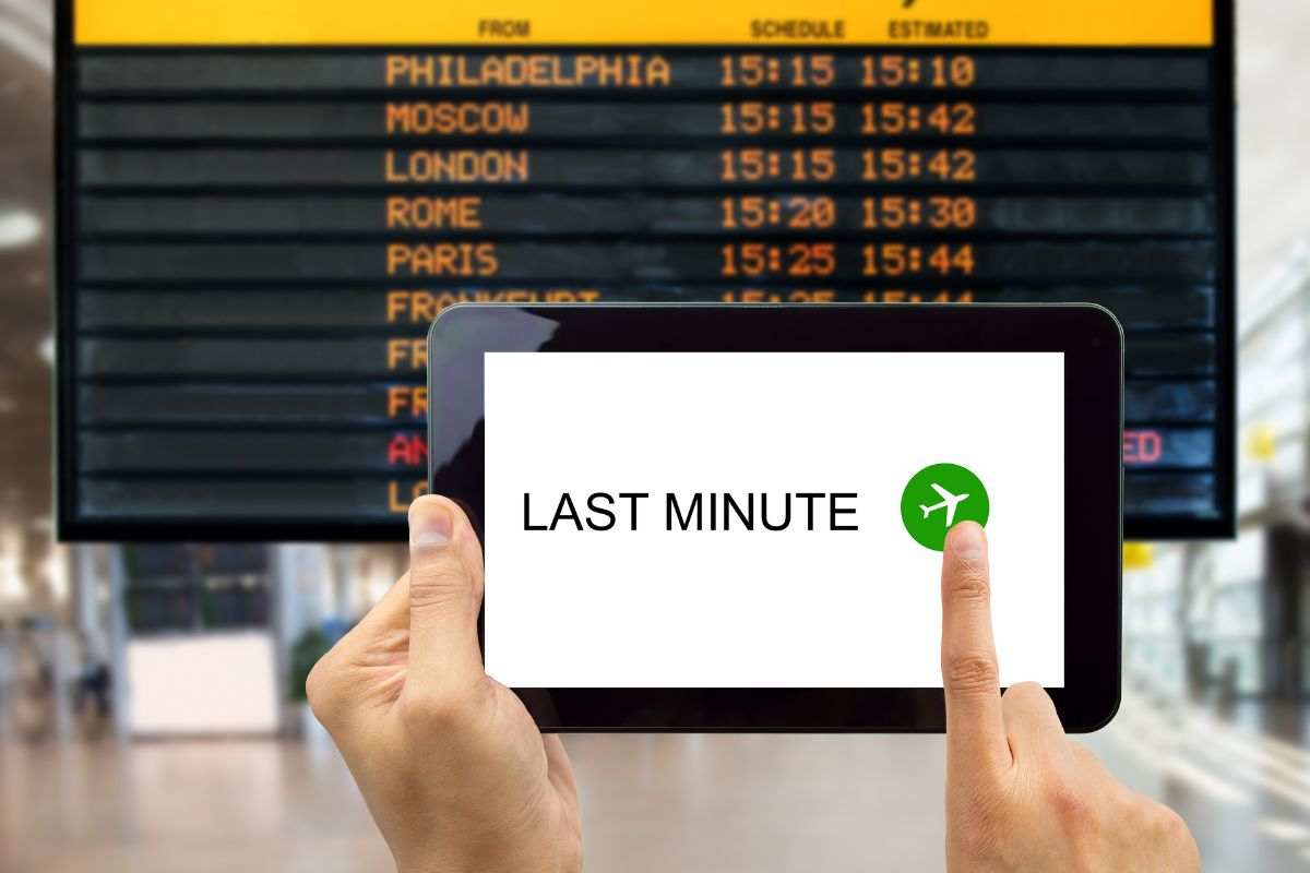 voli last minute, le offerte di agosto che ti fanno risparmiare