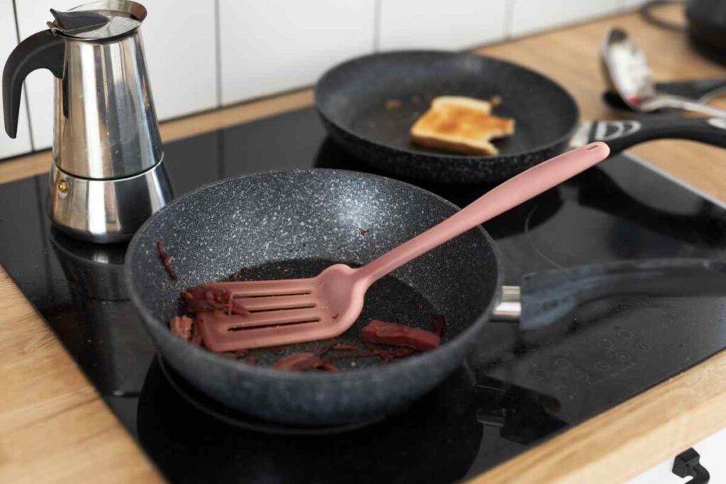 Padelle antiaderenti pulite
