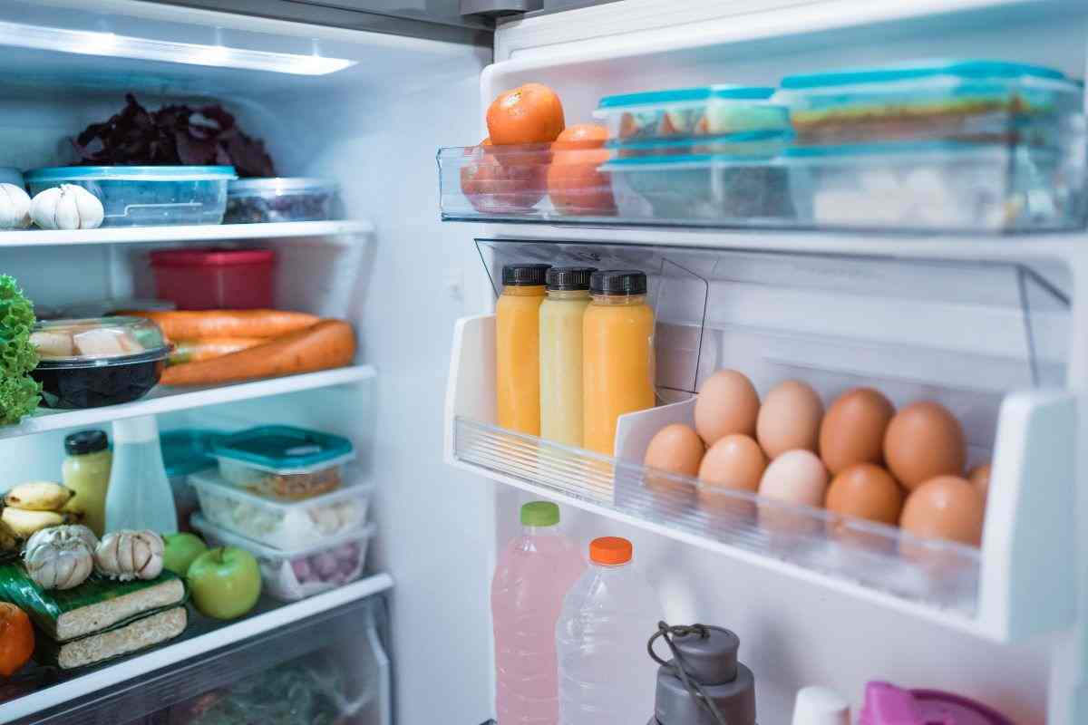 frigo: taglia la bolletta con questi trucchi
