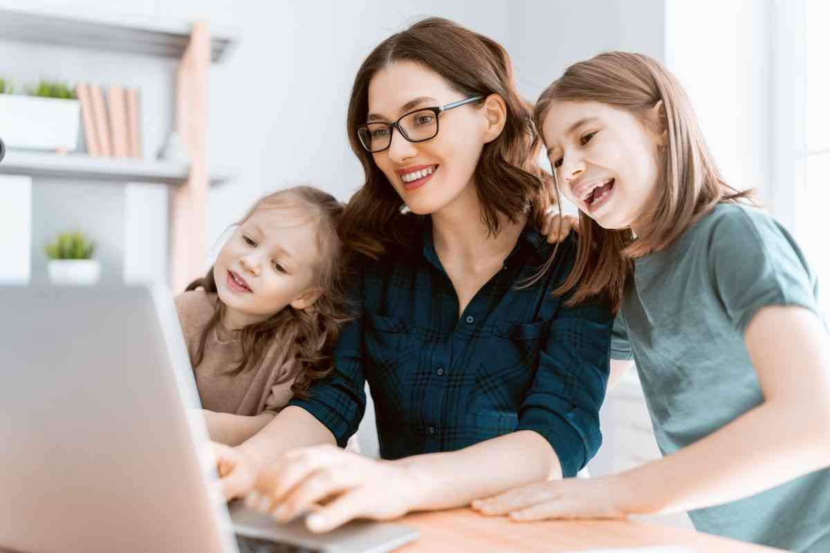 bonus inps per le mamme lavoratrici con due figli minori